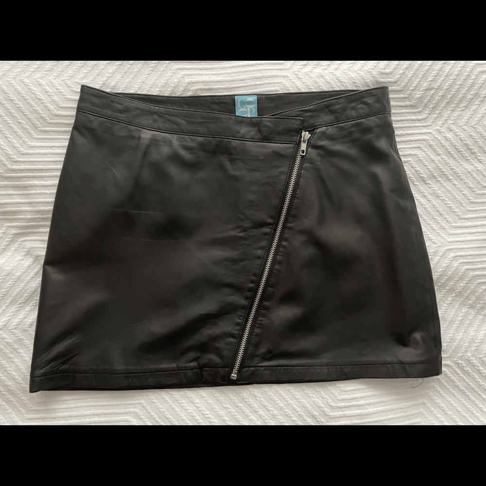 Barney’s New York Leather mini skirt